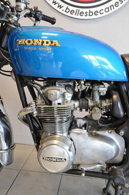 Honda CB550 Four (10)