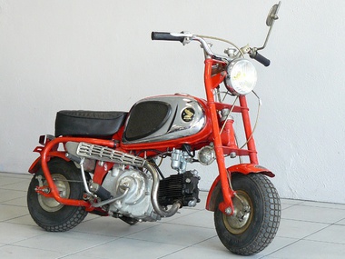 Honda Monkey CZ100 (2)