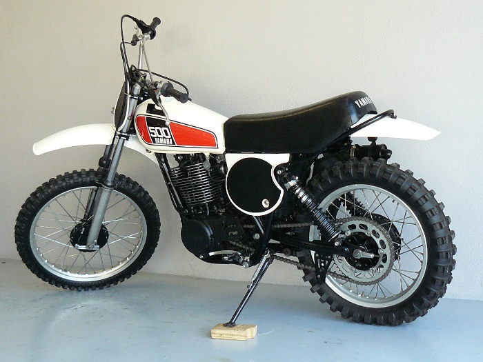 moto yamaha ancienne