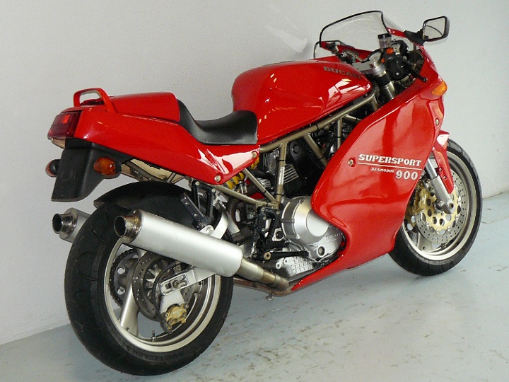 Ducati 900 SS  (7)