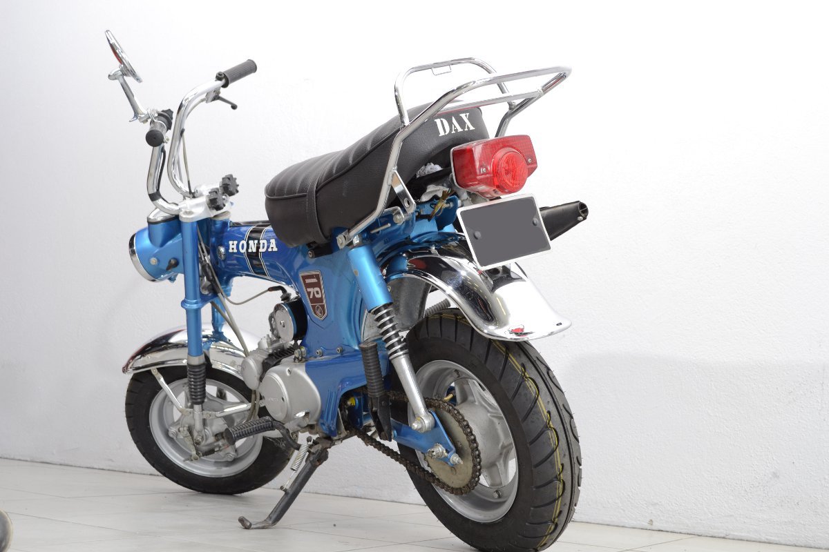 Honda 70 Dax 72 (4)