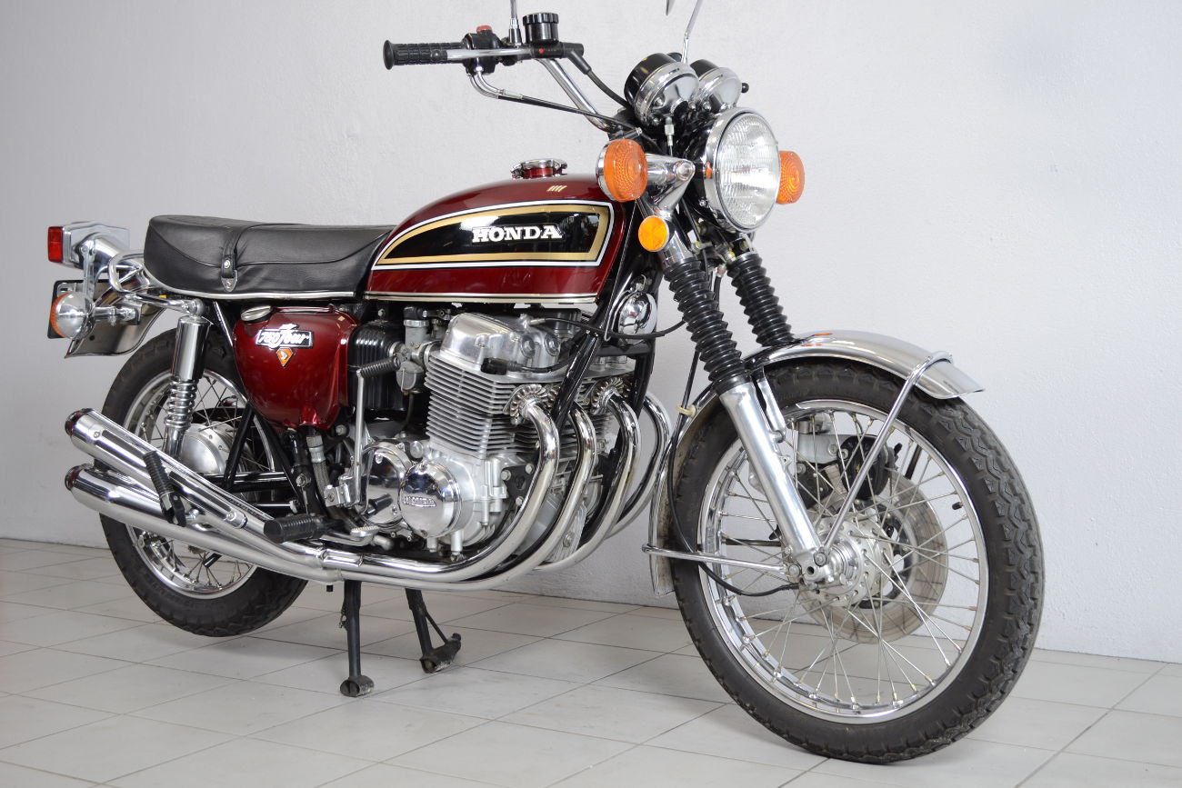 Honda CB750 K6 (6)