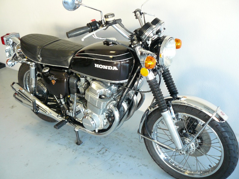 Honda CB 750 K2 brown (4)