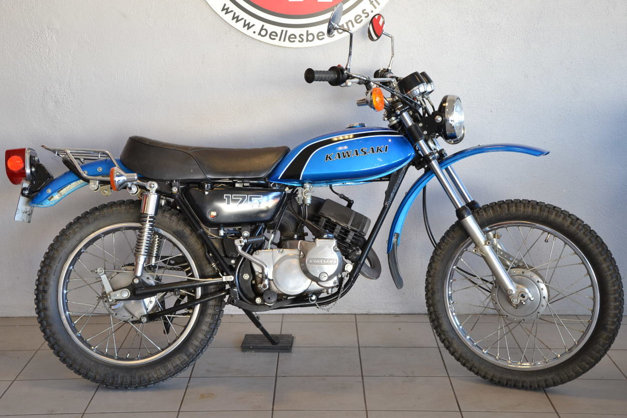 KAWASAKI 175 F7 (2)