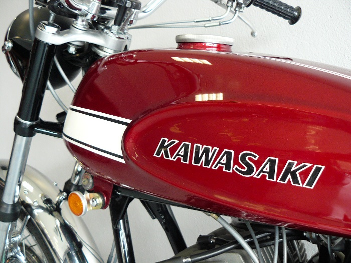 Kawasaki 500 mach III (6)