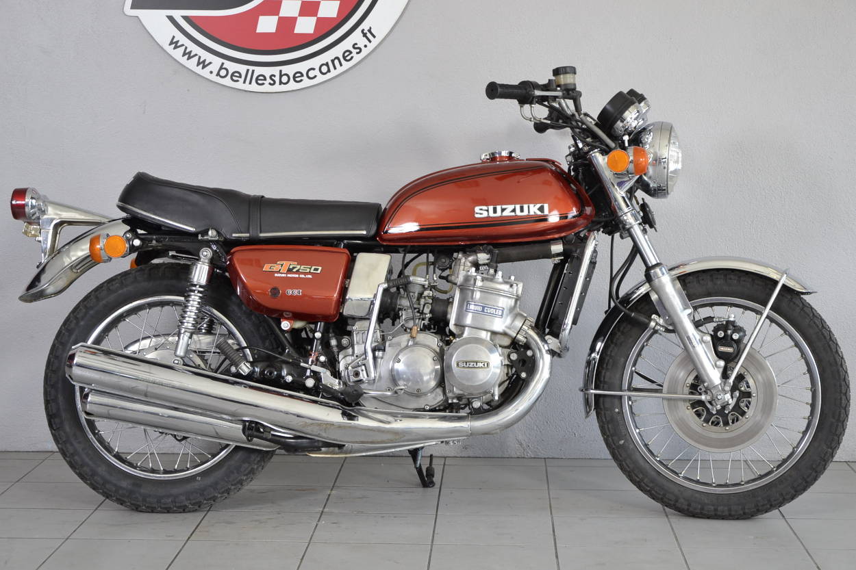 Suzuki GT750 (2)