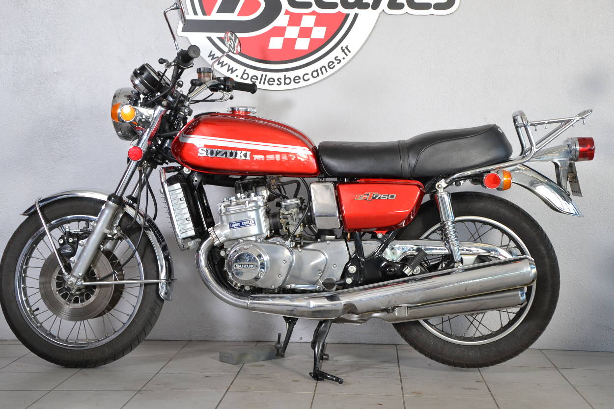 Suzuki GT750 75 (2)