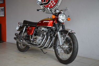 750 four K1 (2)