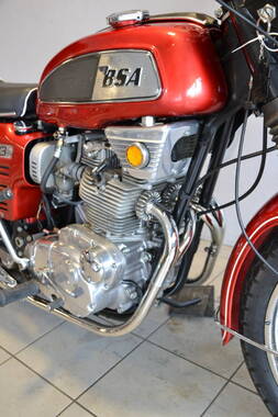 BSA A75 (19)