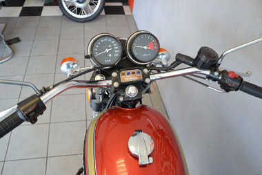 CB750 toutblanc (1)