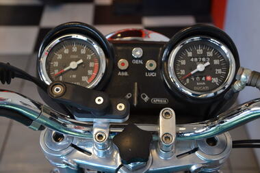 DUCATI 750 GT 1972 (17)