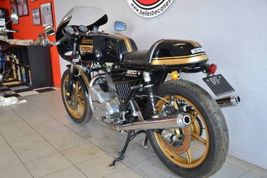 Ducati 900 S2 (1)