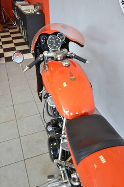 Egli Vincent Godet orange (2)