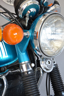 GT750 BLEUE (7)