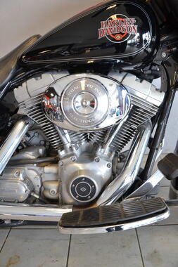 HARLEY DAVIDSON ELECTRA GLIDE (10)