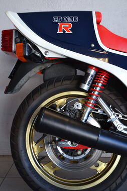 HONDA CB1100R (16).JPG