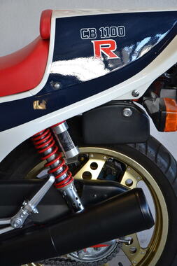 HONDA CB1100R (7).JPG