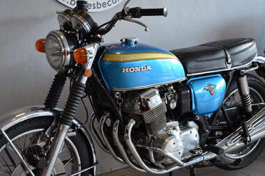 HONDA CB750 (3).JPG