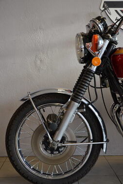HONDA CB750 (4).JPG