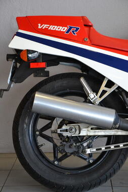 HONDA VF1000R (13).JPG