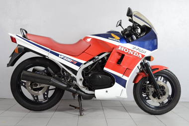 Honda 500 VF II (7)