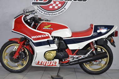 Honda CB1100R (1)