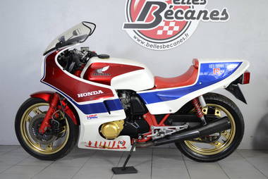 Honda CB1100R (2)