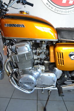 HONDA CB750 (K0) (3)