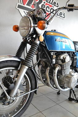 Honda CB750 K2 (23)