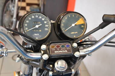Honda CB750 K2 (27)