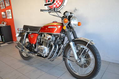 Honda CB750 K6 (30)