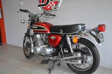 Honda CB750 K6 (6)