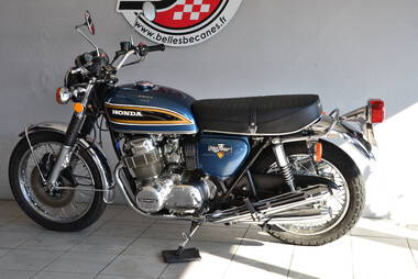 Honda CB750 K6 76 (2)