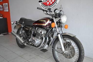 Honda CB750 K7 (7)