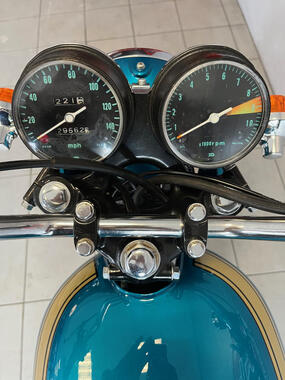 Honda CB750 sandcast bleu (11)