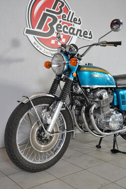 Honda CB750 sandcast bleu (3)