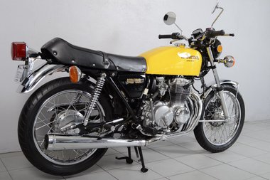 Honda CB 400 Four (3)