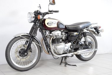 Kawa W650 (1)