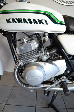 KAWASAKI 250 S1 (2).JPG