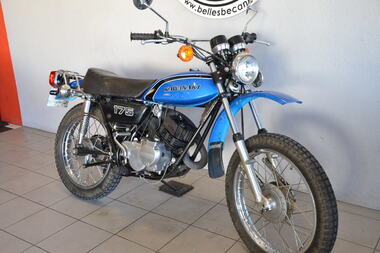 KAWASAKI 175 F7 (3)