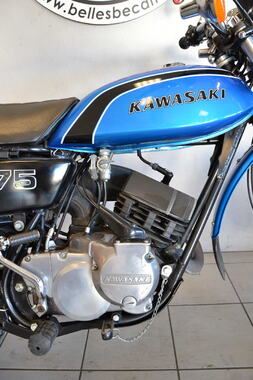KAWASAKI 175 F7 (4)