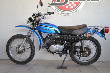 KAWASAKI 175 F7 (7)