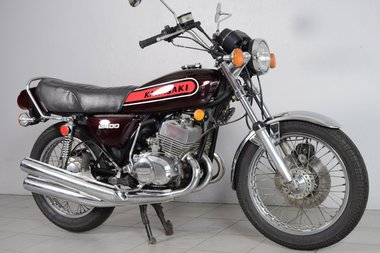 Kawasaki 400 KH (3)