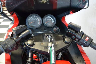 Kawasaki 900GPZ Ninja 84 (6)