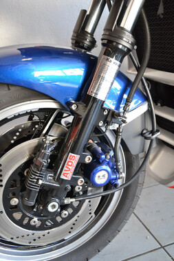 Kawasaki GPZ900R Ninja bleu gris (5)