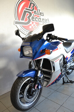 Kawasaki GPZ900R Ninja bleu gris (6)