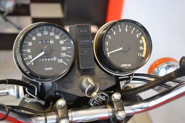 Kawasaki KZ1000 (4)