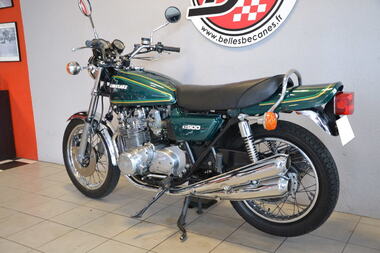 KAWASAKI KZ900 (2)