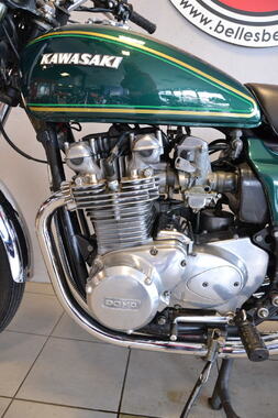 KAWASAKI KZ900 (3)
