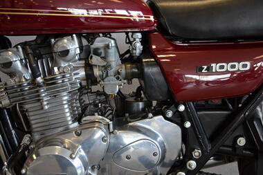 KAWASAKI Z1000 (16)